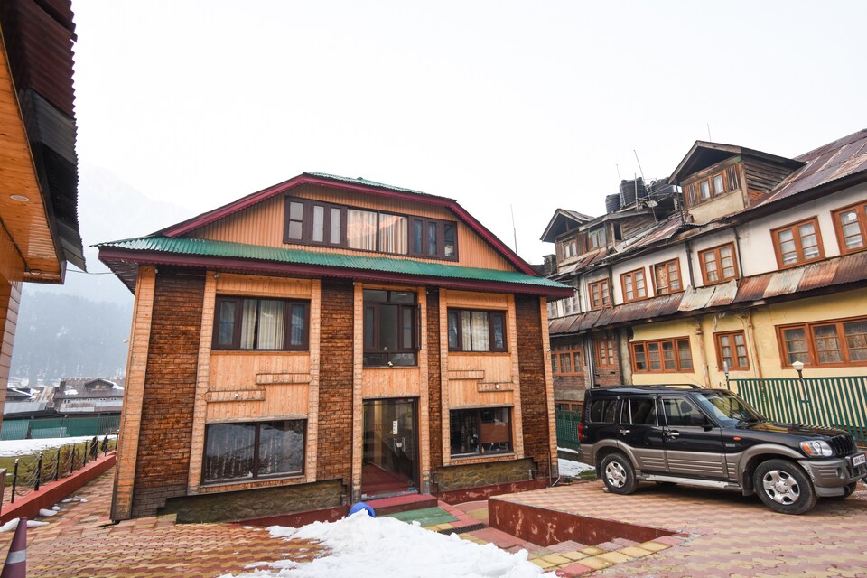 Capital O 64431 Hotel Lal Kothi, Pahalgam, Pahalgam