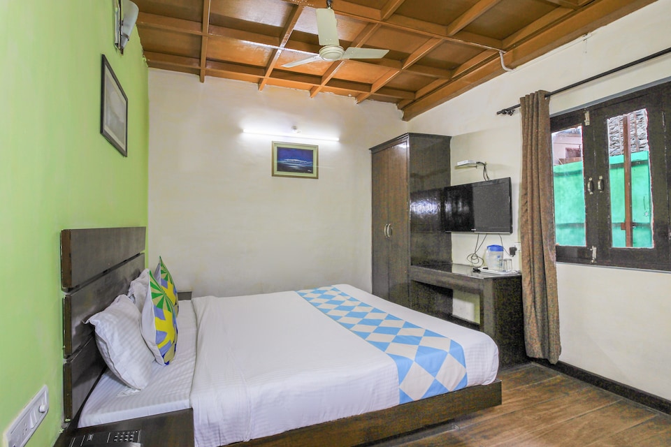OYO Home 64434 Alluring Stay Nainital, Mall Road Nainital, Nainital