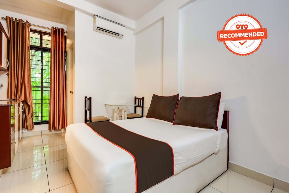 Collection O 50256 Maradu, Vytilla Kochi, Kochi