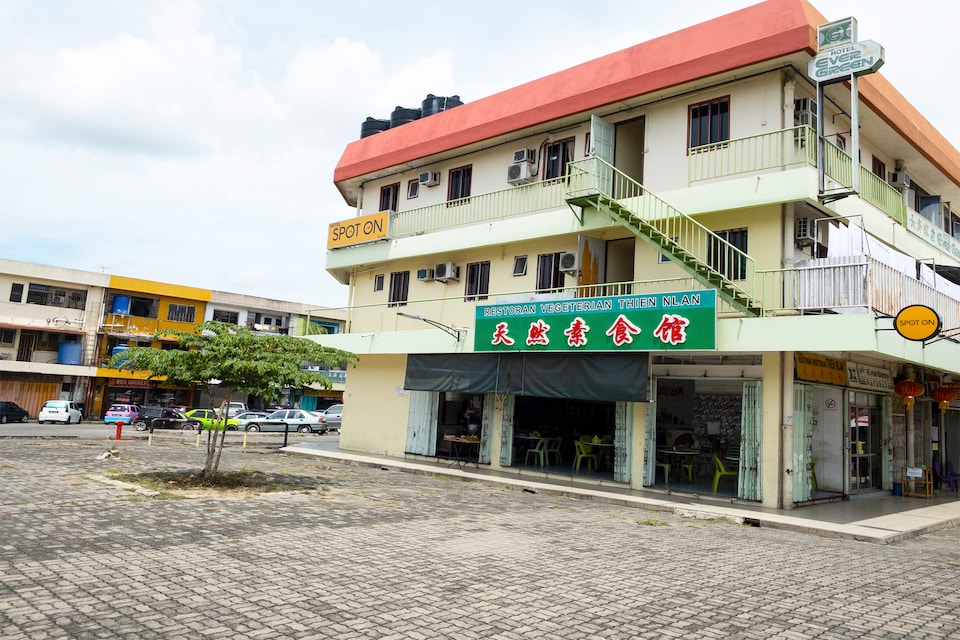 SPOT ON 89582 Evergreen Hotel , Keningau, Keningau