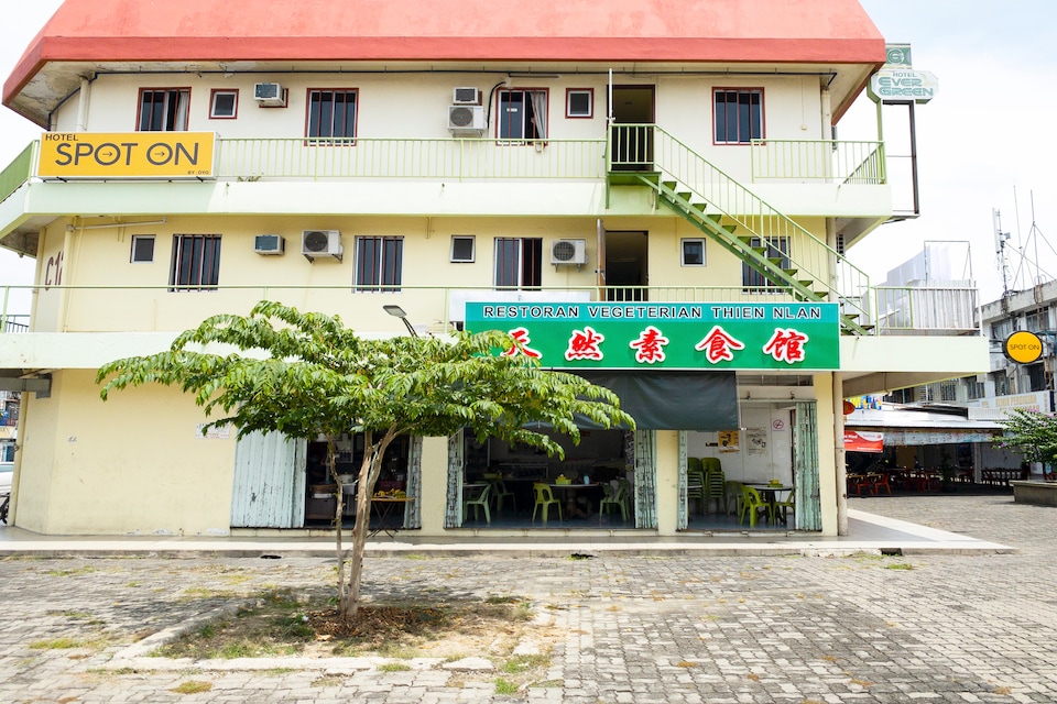 SPOT ON 89582 Evergreen Hotel , Keningau, Keningau