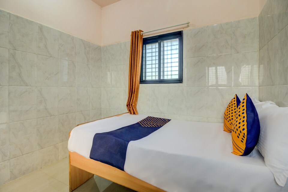 SPOT ON Sanket Lodge, Solapur, Solapur