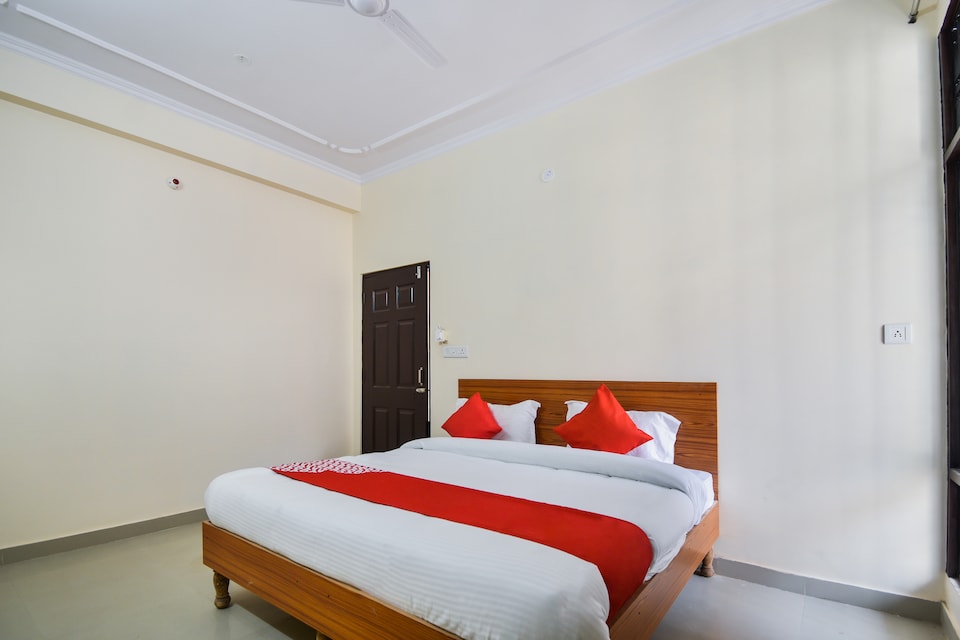OYO 64484 Sajjan Residency, Jaipur Airport, Jaipur