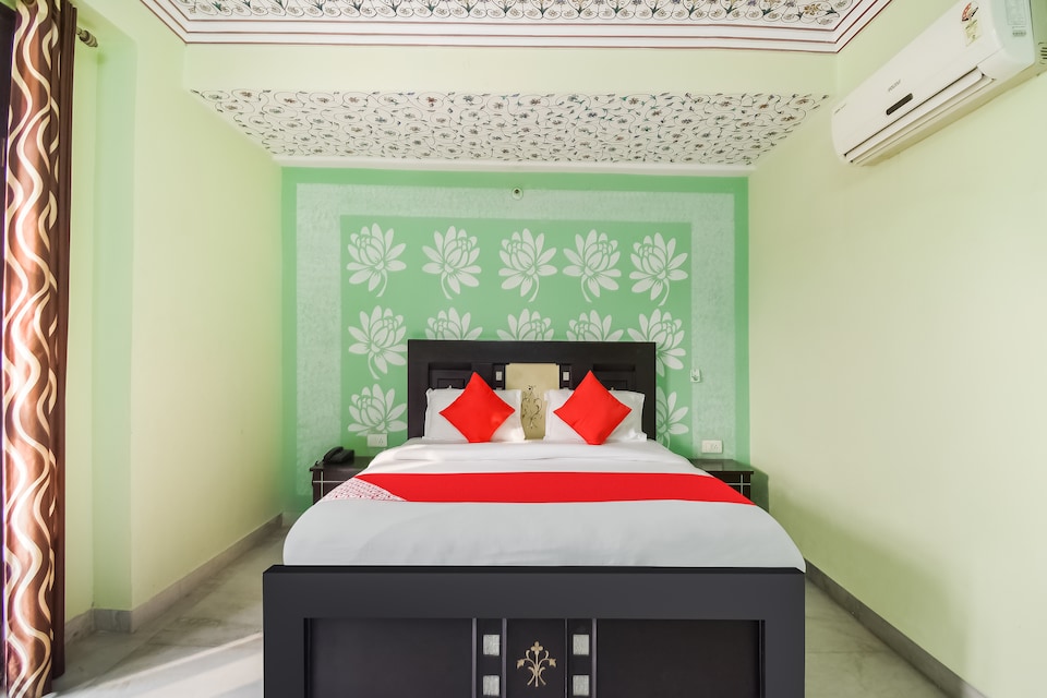 SPOT ON 64485 Hotel Malak Mahal, Hawa Mahal, Jaipur