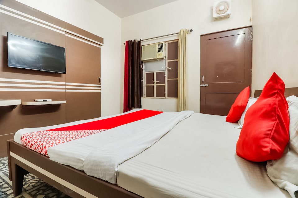 OYO 64500 Hotel Khurana Palace, Suratgarh, Suratgarh