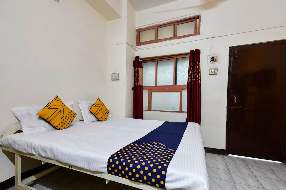 SPOT ON 64502 Hotel Harsh Inn & Akshay Lodge, Parbhani, Parbhani