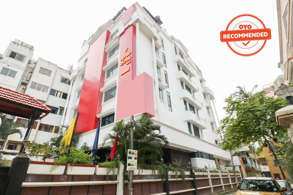 Live on BLR3458, Indiranagar Extension Bangalore-II, Bangalore