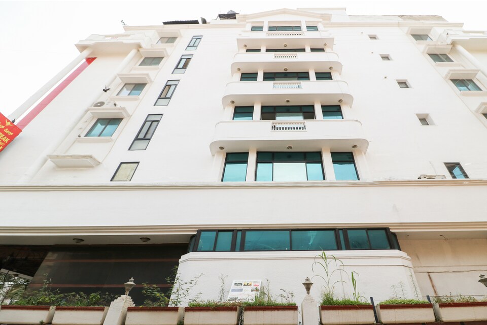 Live on BLR3458, Indiranagar Extension Bangalore-II, Bangalore