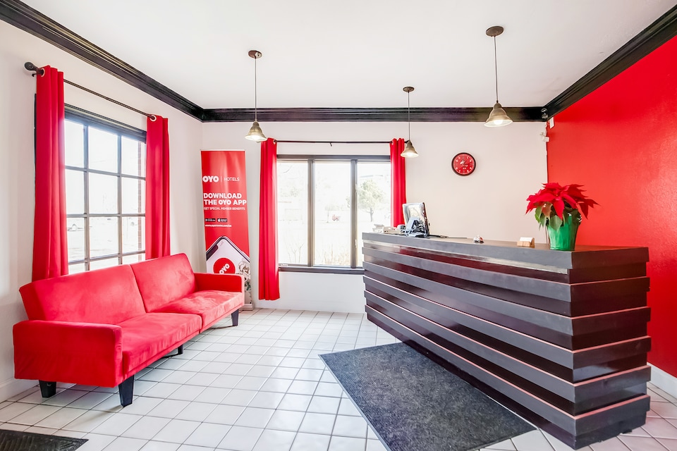 OYO Hotel Eastin Riverwalk, C66002, Atchison KS