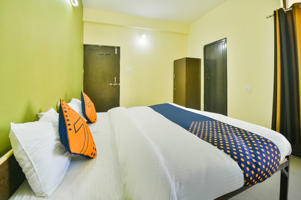 SPOT ON 64569 Royal Residency, Kota, Kota