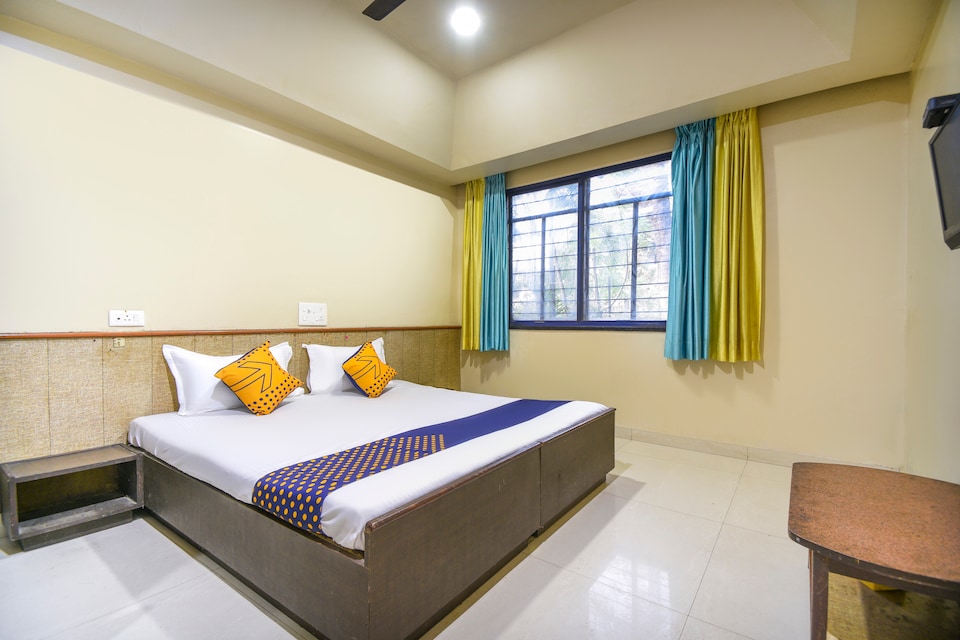 SPOT ON 64585 Buninda Holiday Resort, Pirangut, Pune
