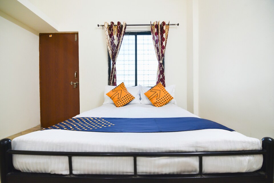 SPOT ON 64601 Vithai Lodge, Jejuri, Pune