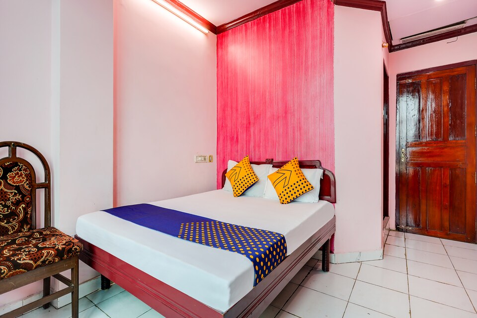 SPOT ON 64622 Suvarna Palace, Perumbavoor, Kochi