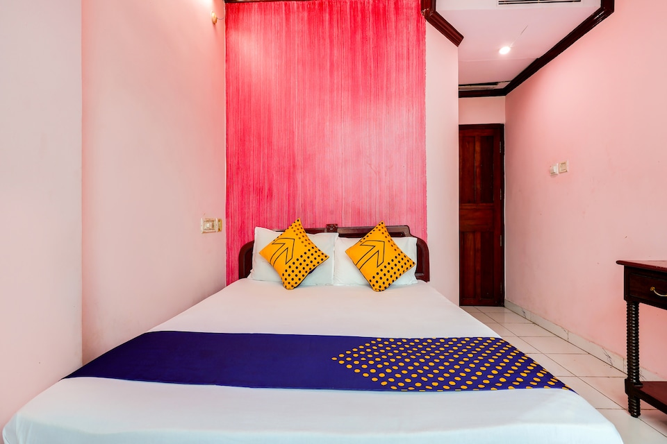 SPOT ON 64622 Suvarna Palace, Perumbavoor, Kochi