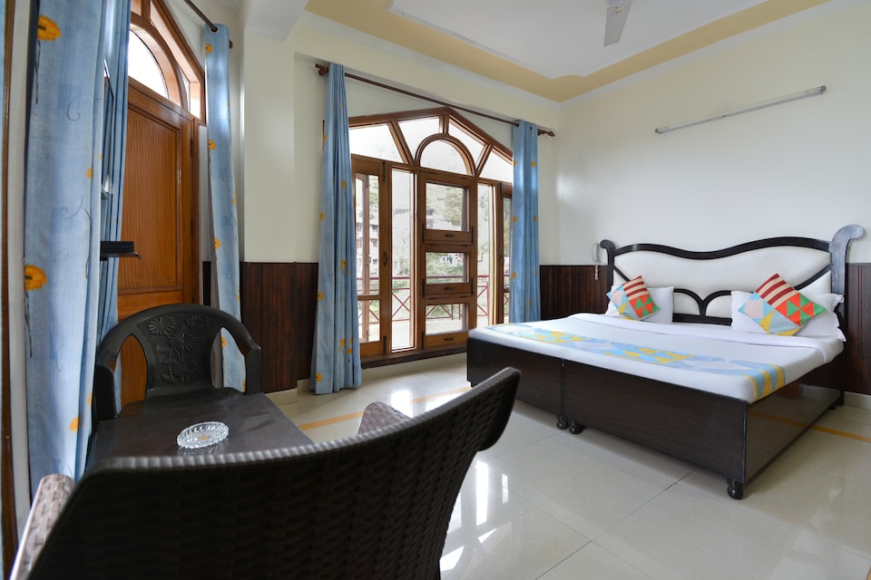 OYO Home 64626 Comfortable Stay Kasauli, Kasauli, Kasauli