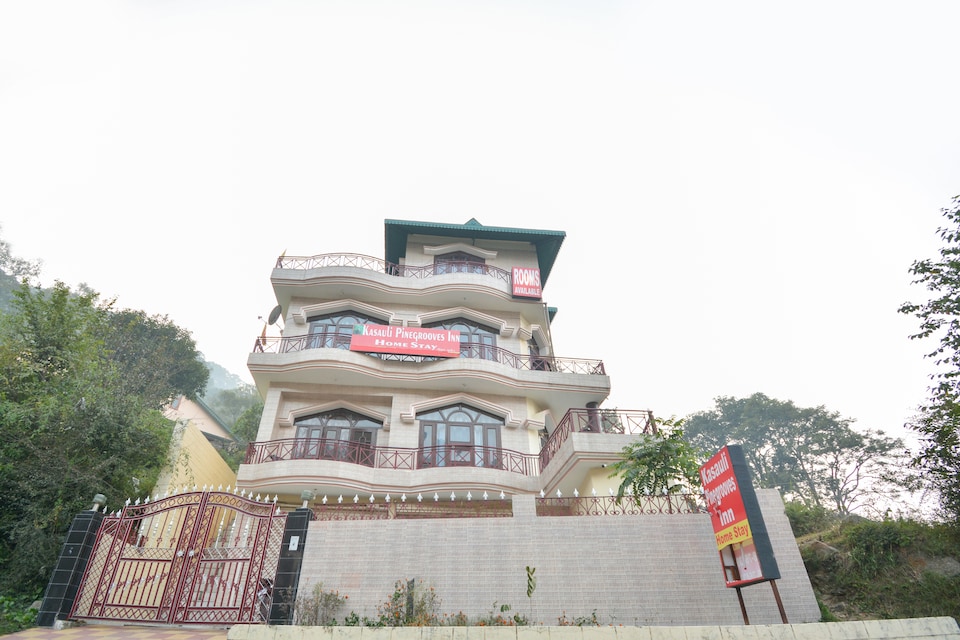 OYO Home 64626 Comfortable Stay Kasauli, Kasauli, Kasauli