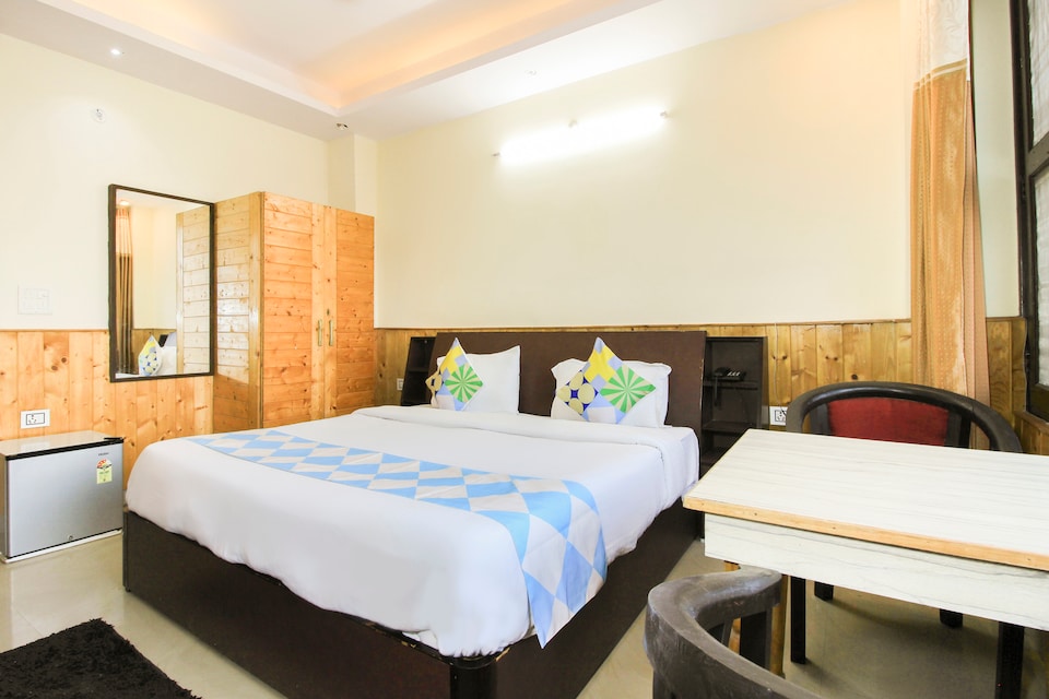 OYO Home 64649 Nainital Homes Deluxe Stay Bhowali , Bhowali Nainital, Nainital