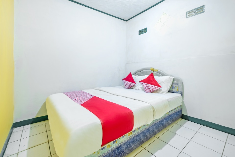 OYO 2141 Pondok Pulo Sari 2, Ciater Subang, Subang