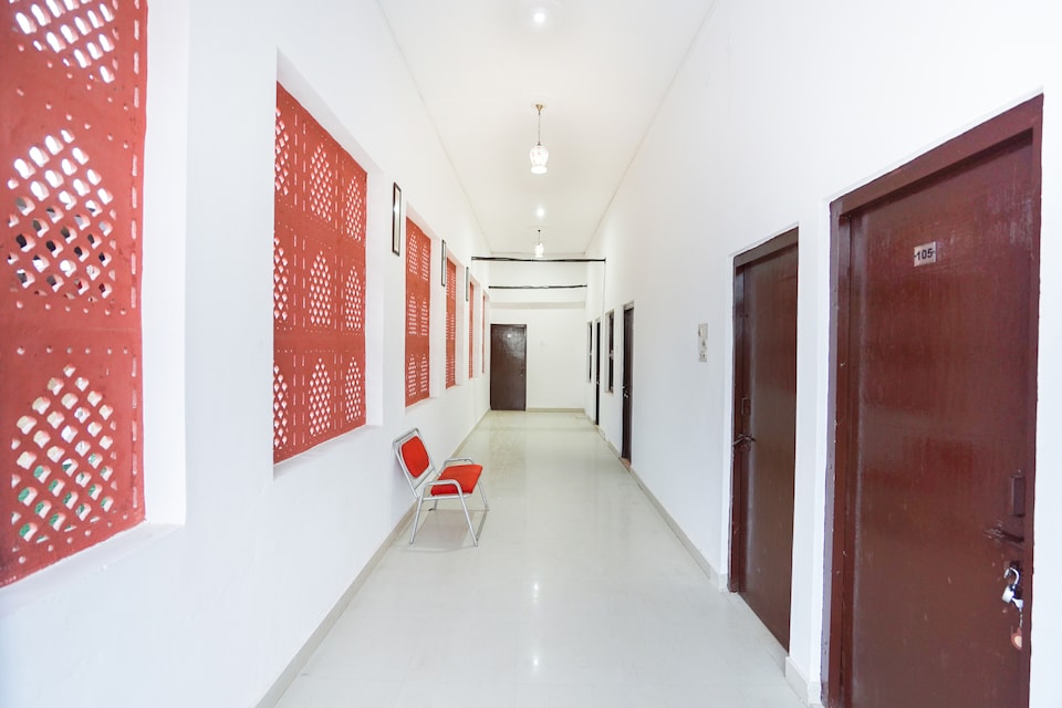 OYO Ready-x Hotel, Bhiwadi, Bhiwadi