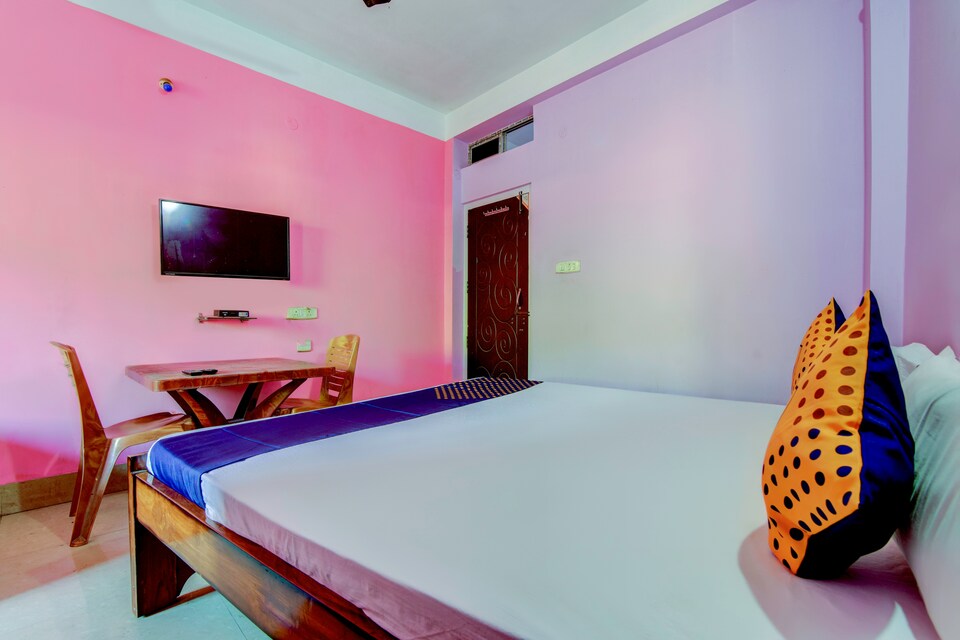 SPOT ON 64686 Pulav Lodge, Platan Bazar Guwahati, Guwahati