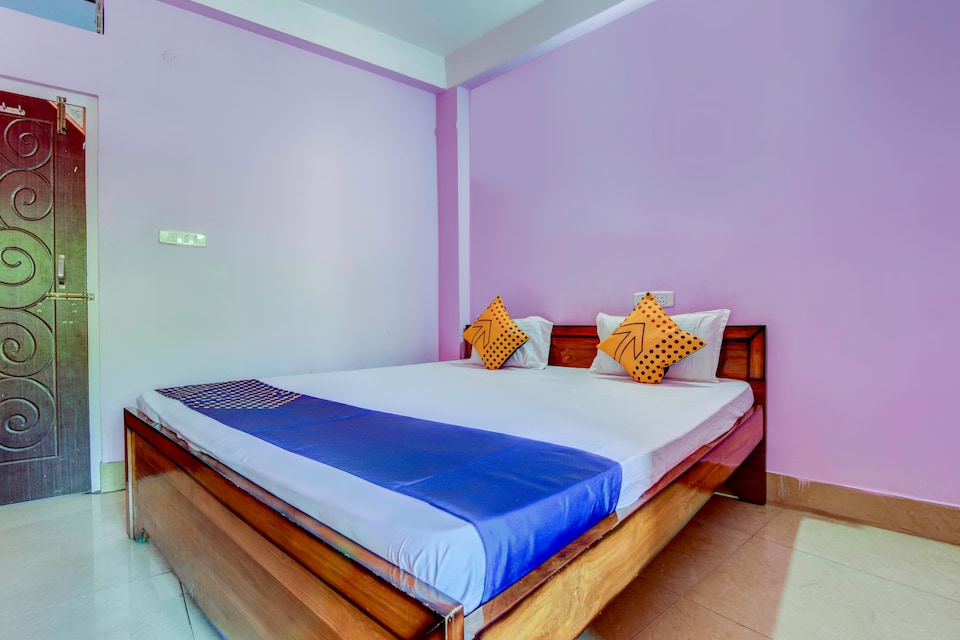 SPOT ON 64686 Pulav Lodge, Platan Bazar Guwahati, Guwahati