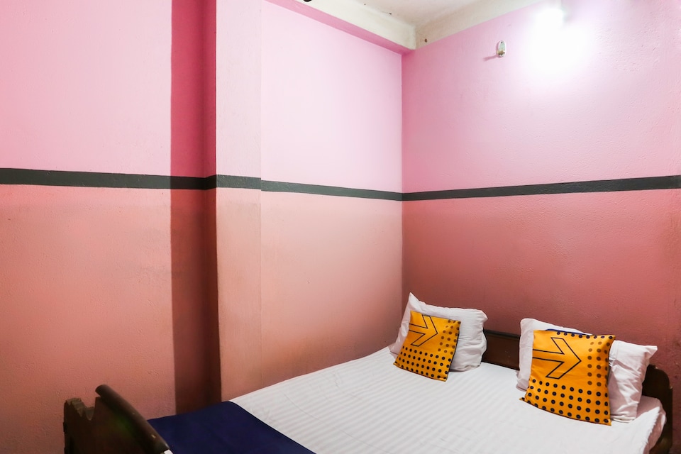 SPOT ON 64743 Durga, Jammu, Jammu