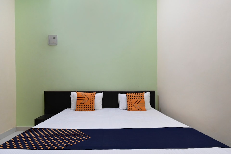 SPOT ON 64745 Hotel Green City, Rohtak, Rohtak