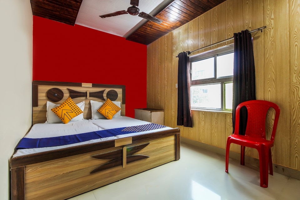 OYO 64748 Brij Ka Brijwasi Guesthouse, Station Road Mathura, Mathura