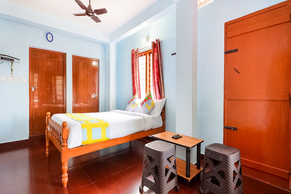 OYO Home 64754 Emmanuel Homestay, Chinakkanal Munnar, Munnar