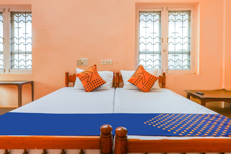 Collection O Kollam Railway Junction Formerly Sreenivas Tourist Home, Kollam, Kollam