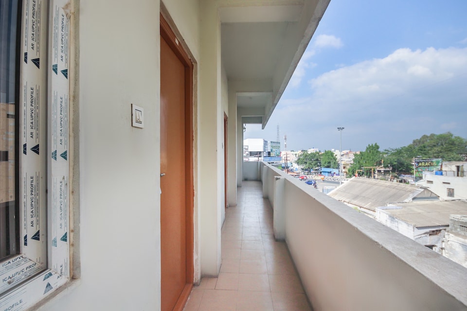 SPOT ON 64770 S S Mansion , Tirupur city, Tirupur