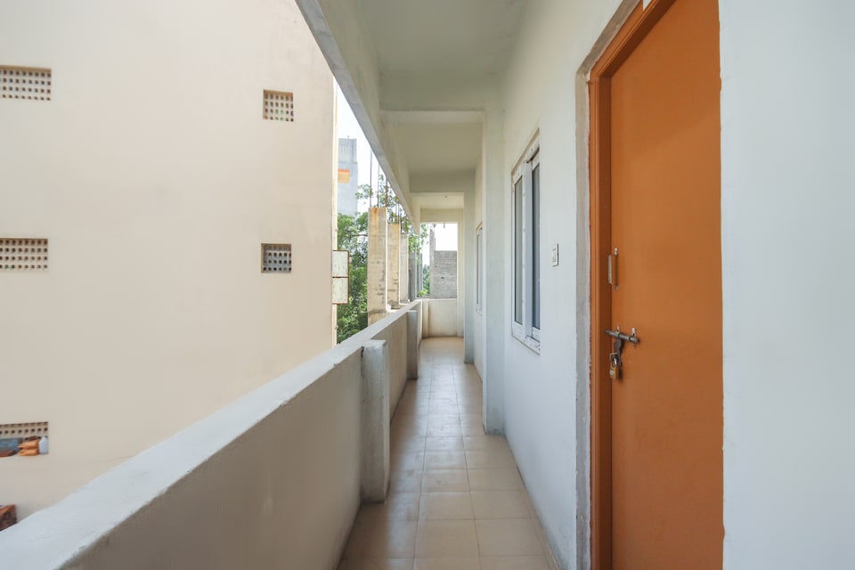 SPOT ON 64770 S S Mansion , Tirupur city, Tirupur