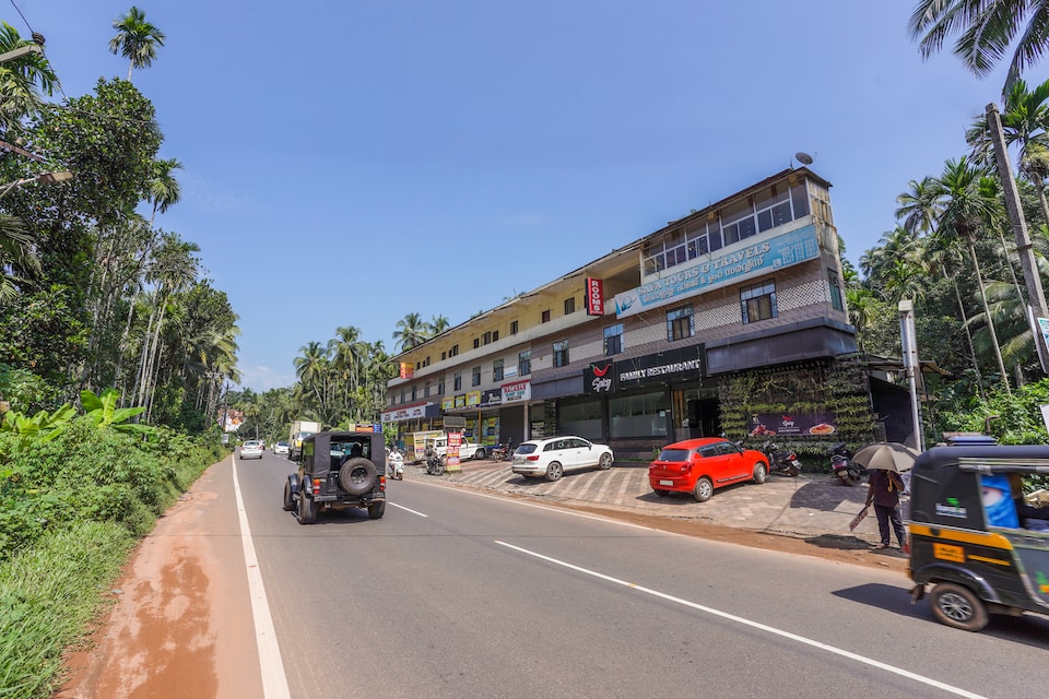 Live on CLT223, Calicut City, Calicut