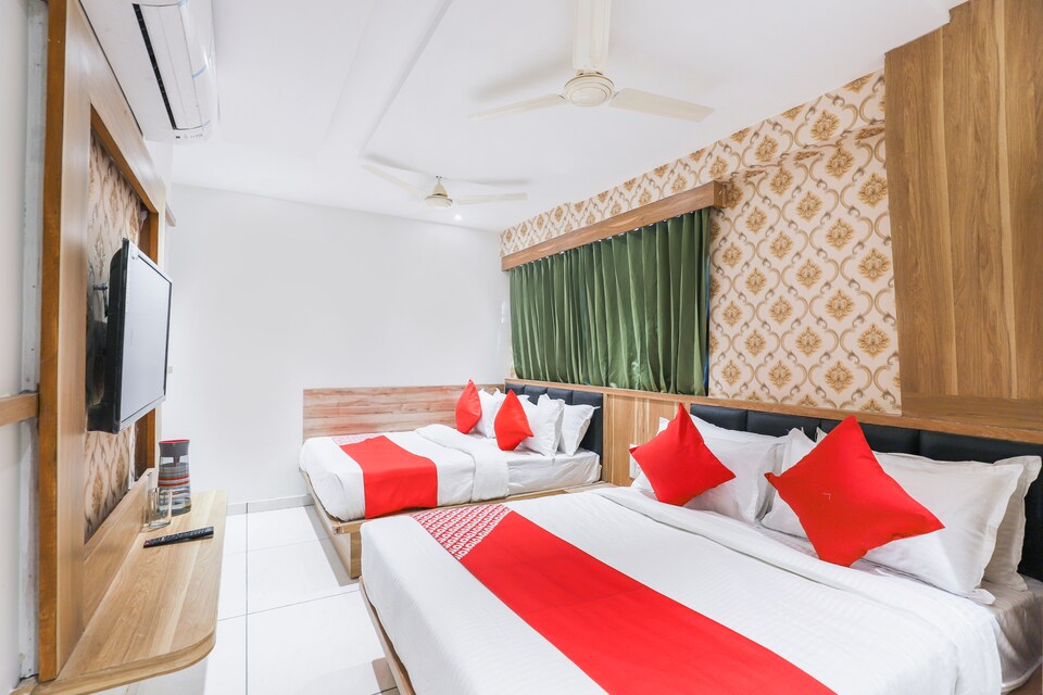 OYO 64810 Hotel Pinnacle Villa, Vastrapur Ahmedabad, Ahmedabad