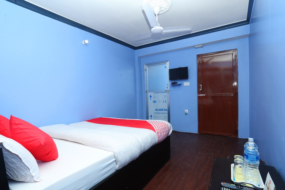 OYO 663 Hotel Rupa Begnas Lake Inn, Pokhara, Pokhara