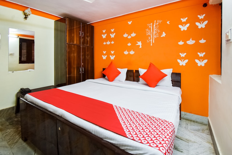 OYO Samyak 9 Guest House, Gwalior, Gwalior