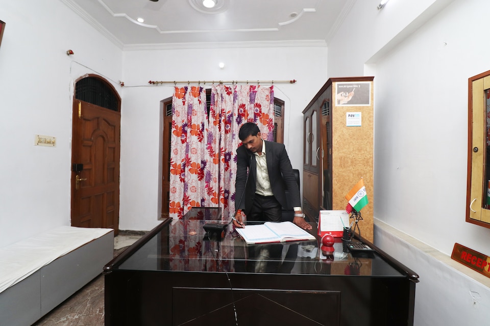 live on LCK2258, Gomti Nagar Lucknow, Lucknow