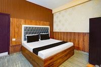 Super Hotel O Dehradun City Centre