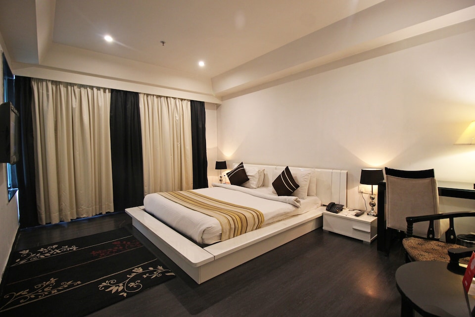 LIVE as GRG3083, Old Gurgaon, Gurgaon
