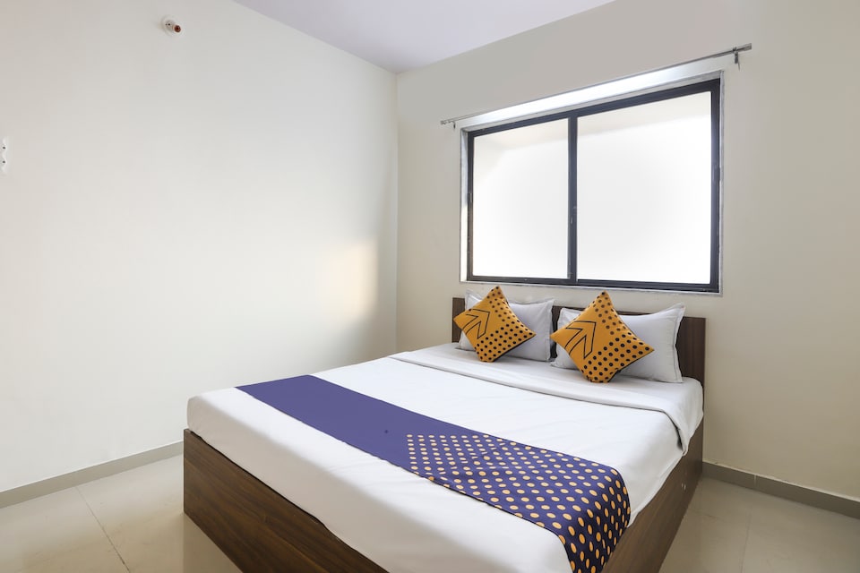 SPOT ON 64910 Varma Imperial Hotel, Sachin Surat, Surat