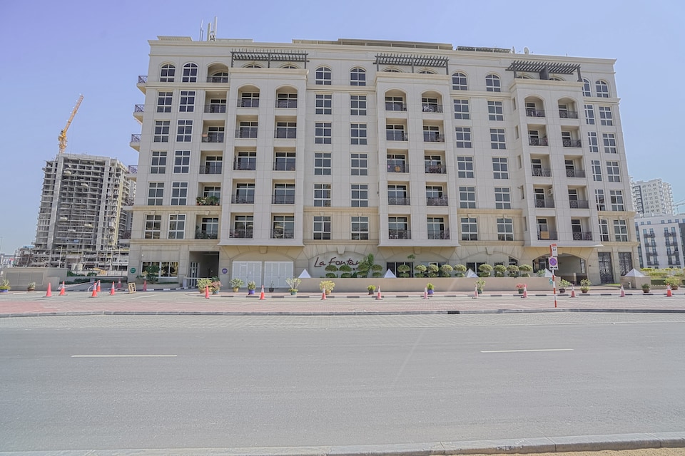 OYO 389 Home La Fontana Apartment 1BR, Al Barsha Dubai, Dubai