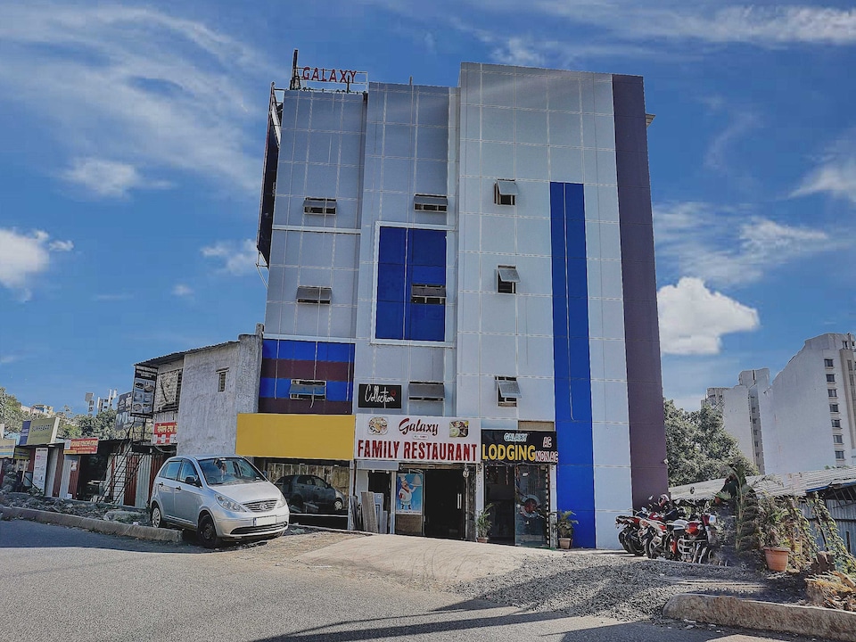 Hotel O Galaxy Hotel & Lodging, Katraj Khed Shivapur Pune, Pune