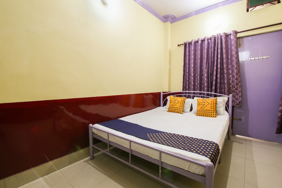 SPOT ON 64941 Awasiya Subhash Hotel, Chakya, Motihari