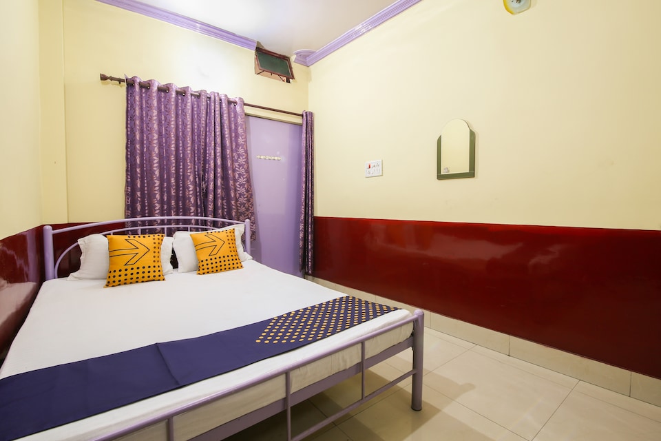 SPOT ON 64941 Awasiya Subhash Hotel, Chakya, Motihari