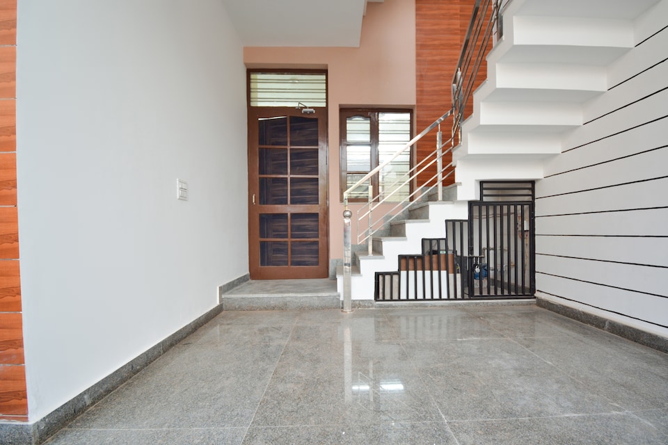 SPOT ON 64947 Janta Height, Kharar, Kharar