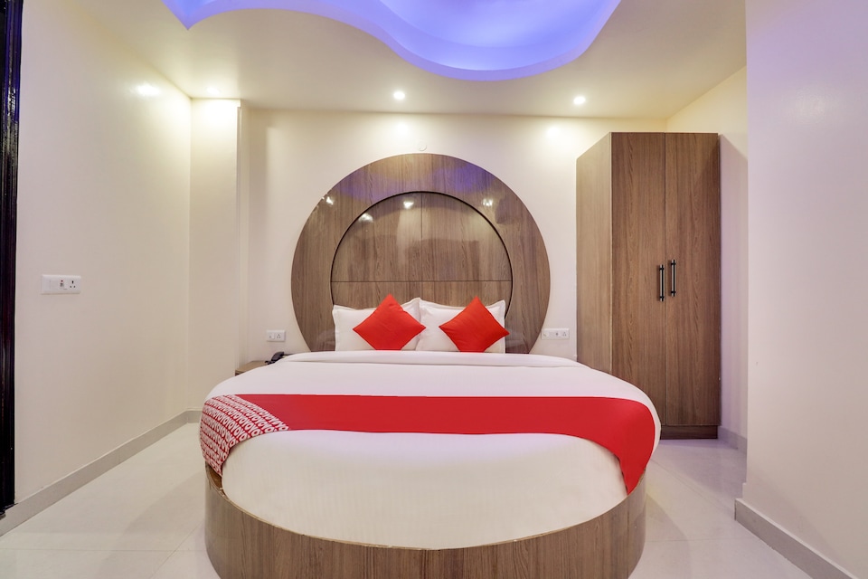 OYO 64957 Hotel Paradise, Airport Delhi, Delhi Transit