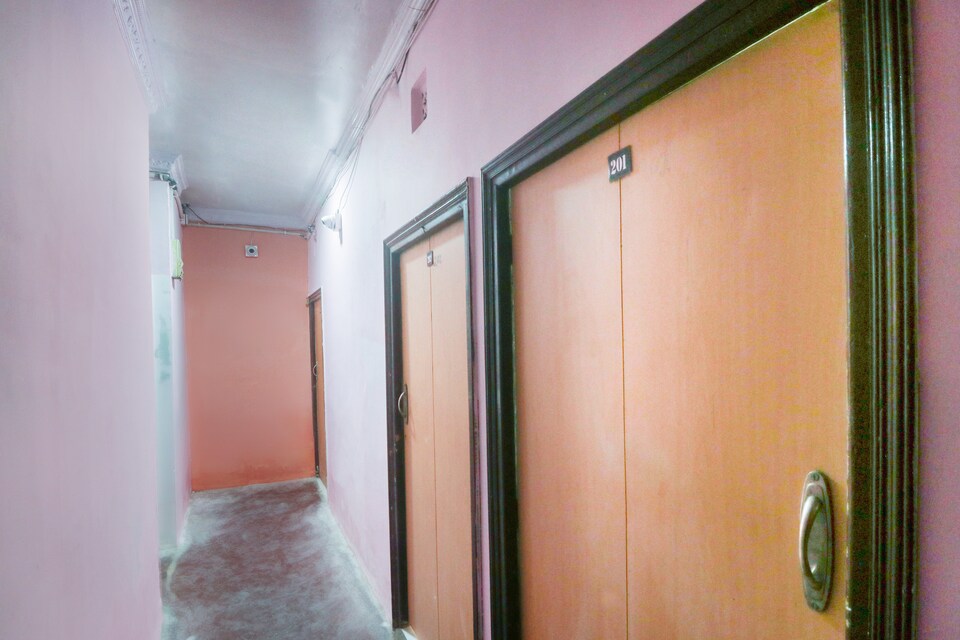 SPOT ON 64964 Ashok Guest House, Park Circus Kolkata, Kolkata