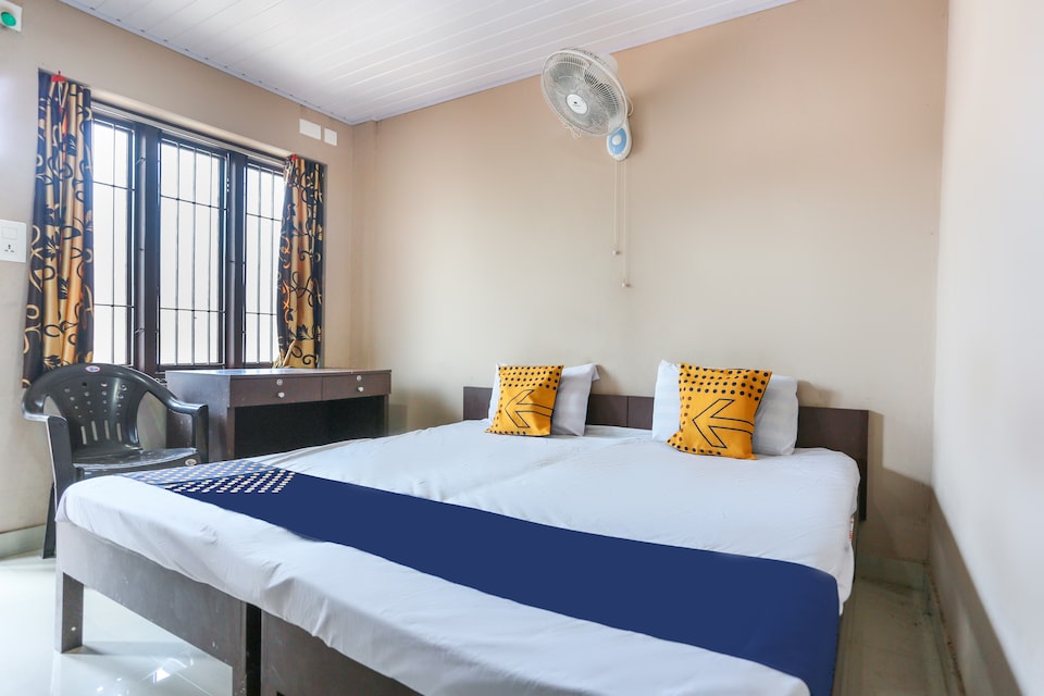 OYO 64968 Yem Pees, Kannur, Kannur