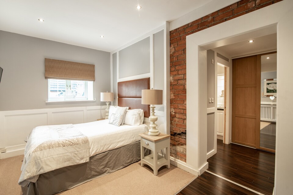 OYO The Lawns Hotel, Derby (North England), Derby