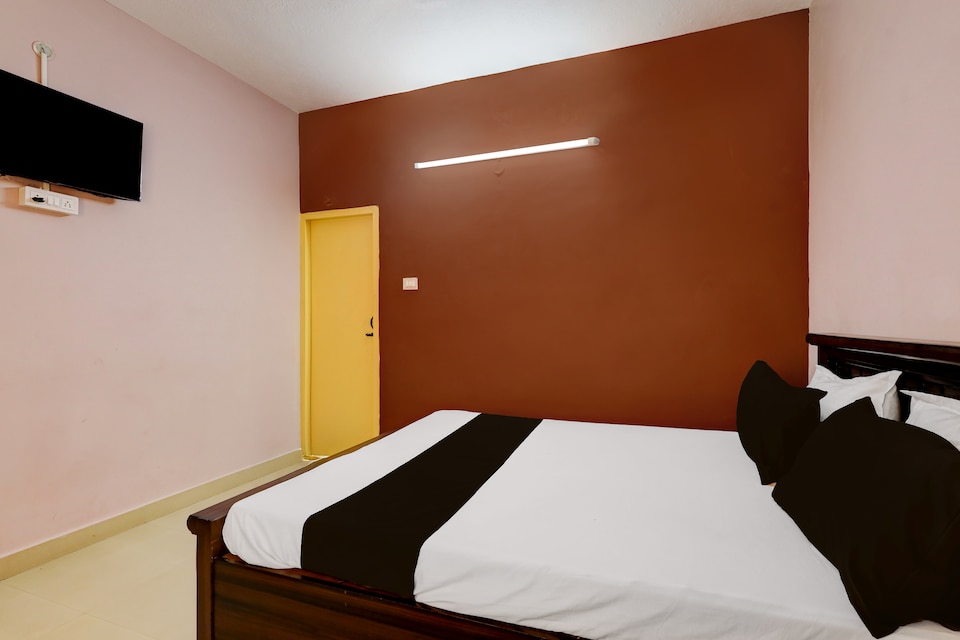 Hotel O Ramachandra Hospital Porur Formerly Raj Mahal, Porur Chennai, Chennai